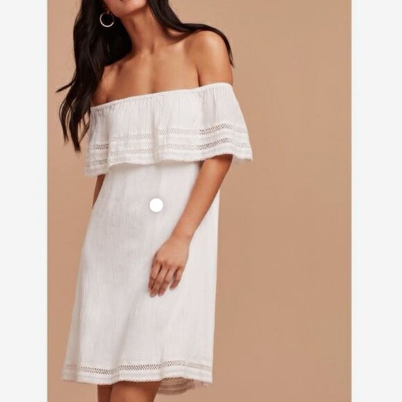 Aritzia Wilfred Off-the-Shoulder white Emmie Dress size M - Picture 1 of 9